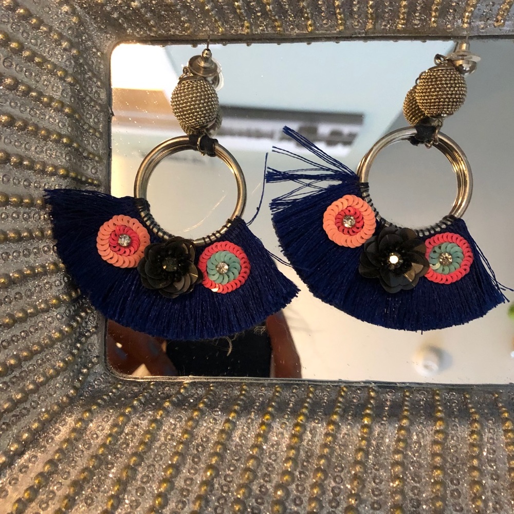 Gorgeous never before worn statement earrings